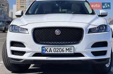 Внедорожник / Кроссовер Jaguar F-Pace 2017 в 