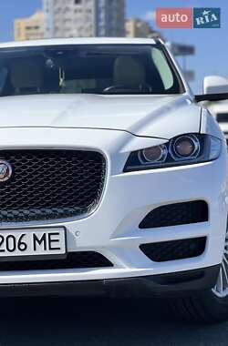 Внедорожник / Кроссовер Jaguar F-Pace 2017 в Киеве фото 30 Внедорожник / Кроссовер Jaguar F-Pace 2017 в Киеве