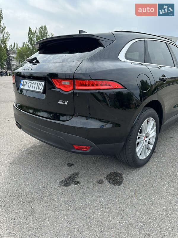 Внедорожник / Кроссовер Jaguar F-Pace 2016 в 