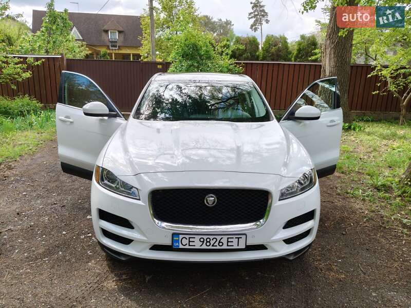 Внедорожник / Кроссовер Jaguar F-Pace 2019 в Киеве