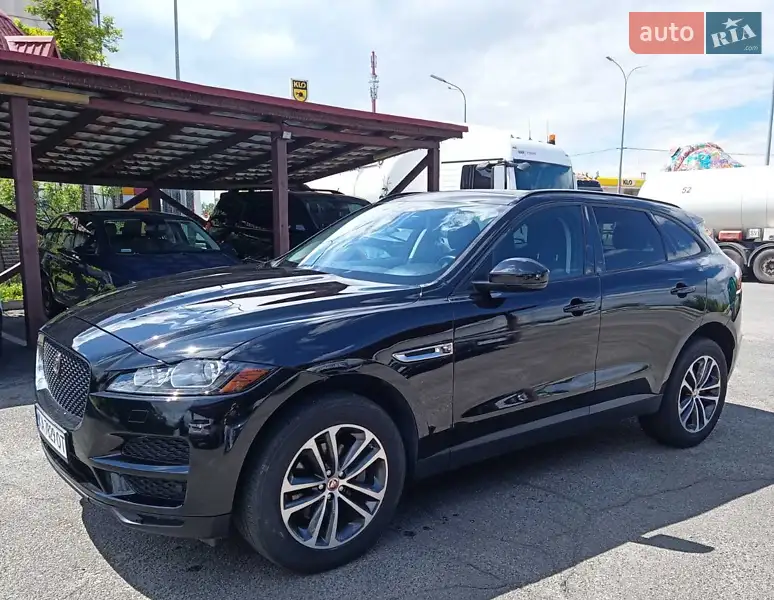 Внедорожник / Кроссовер Jaguar F-Pace 2017 в 