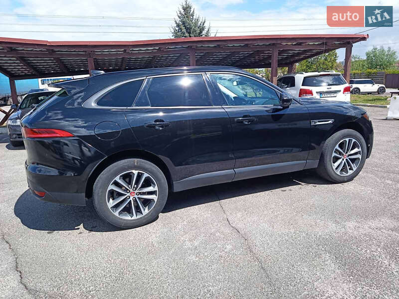 Позашляховик / Кросовер Jaguar F-Pace 2017 в Києві