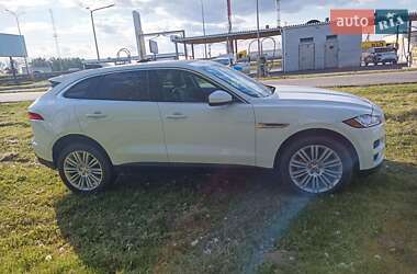 Внедорожник / Кроссовер Jaguar F-Pace 2020 в 