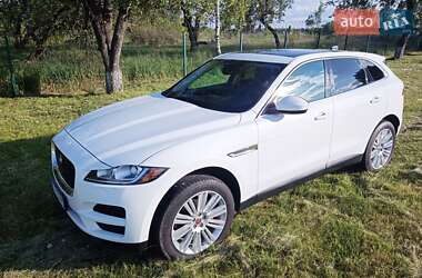 Внедорожник / Кроссовер Jaguar F-Pace 2020 в 