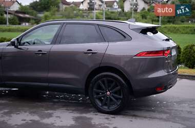 Внедорожник / Кроссовер Jaguar F-Pace 2016 в 