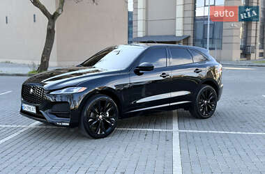 Внедорожник / Кроссовер Jaguar F-Pace 2021 в 