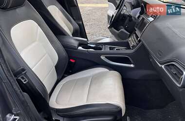 Позашляховик / Кросовер Jaguar F-Pace 2017 в 