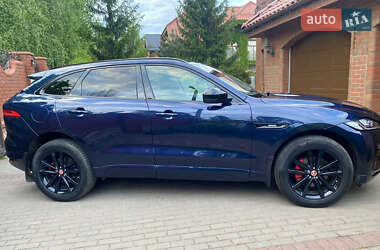 Позашляховик / Кросовер Jaguar F-Pace 2017 в 