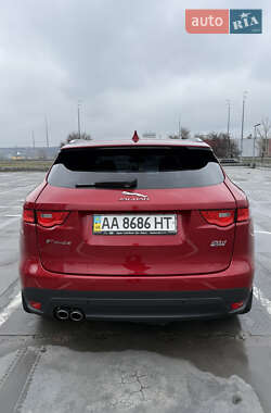 Внедорожник / Кроссовер Jaguar F-Pace 2017 в 