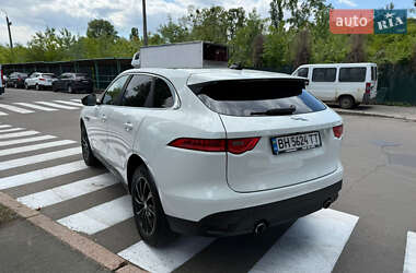 Внедорожник / Кроссовер Jaguar F-Pace 2017 в 