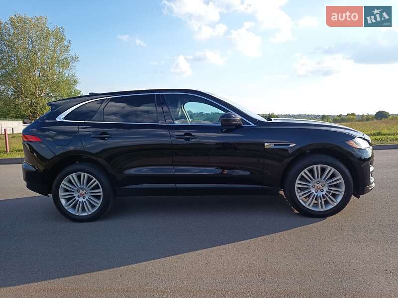Позашляховик / Кросовер Jaguar F-Pace 2019 в Києві