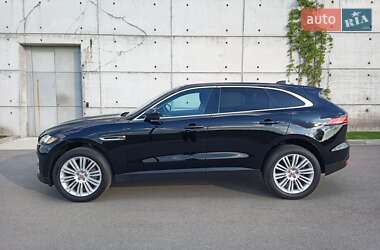 Внедорожник / Кроссовер Jaguar F-Pace 2019 в 