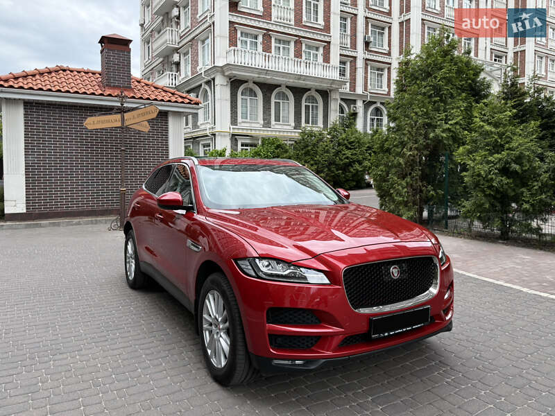 Позашляховик / Кросовер Jaguar F-Pace 2017 в Києві