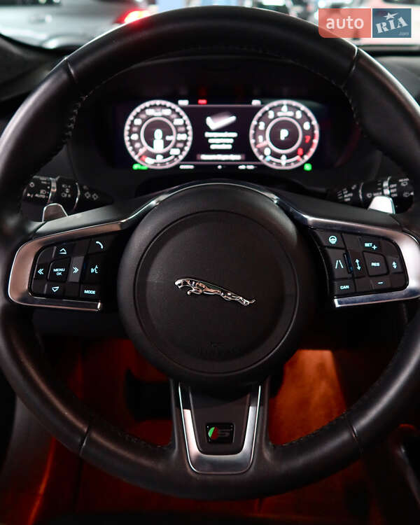 Позашляховик / Кросовер Jaguar F-Pace 2020 в Києві