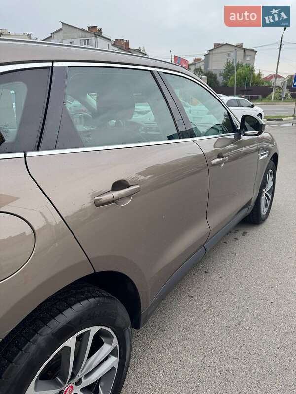 Внедорожник / Кроссовер Jaguar F-Pace 2016 в Днепре