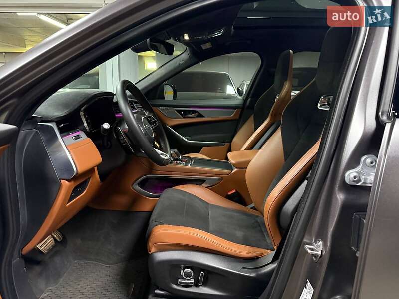 Внедорожник / Кроссовер Jaguar F-Pace 2022 в Киеве
