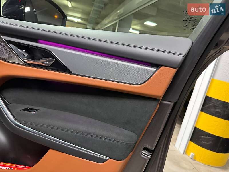 Внедорожник / Кроссовер Jaguar F-Pace 2022 в Киеве