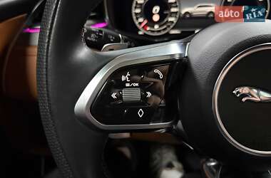 Внедорожник / Кроссовер Jaguar F-Pace 2022 в 