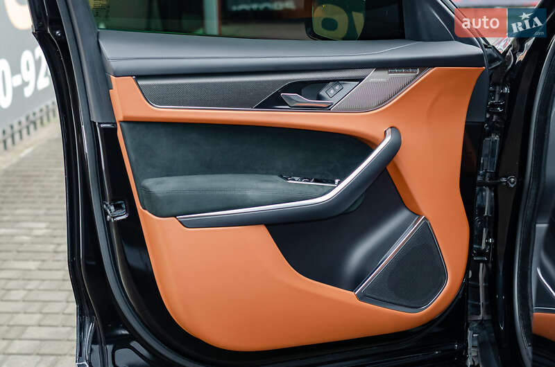 Внедорожник / Кроссовер Jaguar F-Pace 2021 в Киеве фото 38 Внедорожник / Кроссовер Jaguar F-Pace 2021 в Киеве