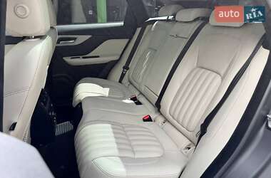 Позашляховик / Кросовер Jaguar F-Pace 2018 в 