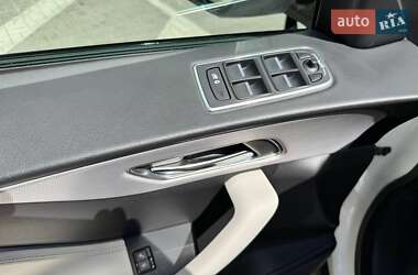 Позашляховик / Кросовер Jaguar F-Pace 2018 в 