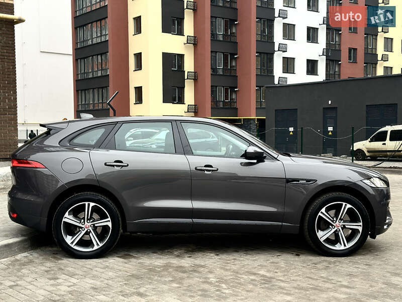 Позашляховик / Кросовер Jaguar F-Pace 2016 в Житомирі