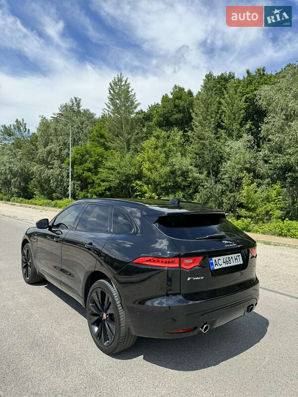 Внедорожник / Кроссовер Jaguar F-Pace 2016 в Днепре