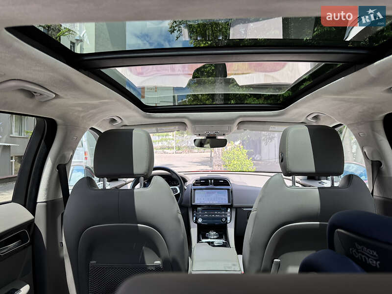 Внедорожник / Кроссовер Jaguar F-Pace 2018 в Тернополе