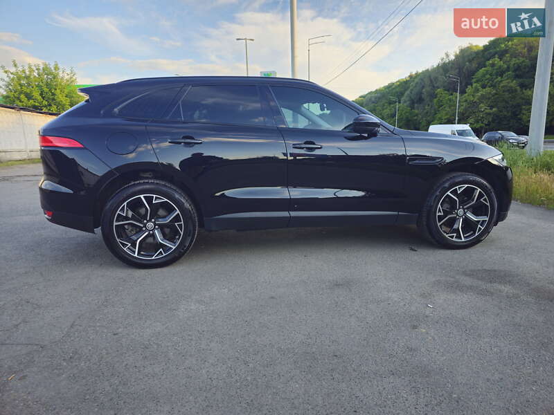 Внедорожник / Кроссовер Jaguar F-Pace 2018 в 
