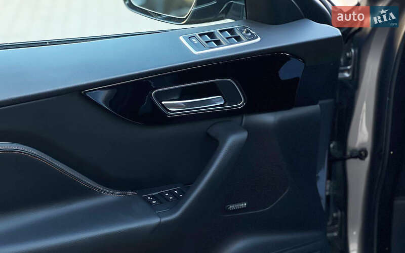 Позашляховик / Кросовер Jaguar F-Pace 2020 в Івано-Франківську