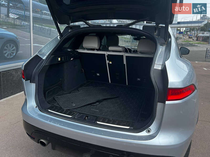 Внедорожник / Кроссовер Jaguar F-Pace 2018 в Киеве