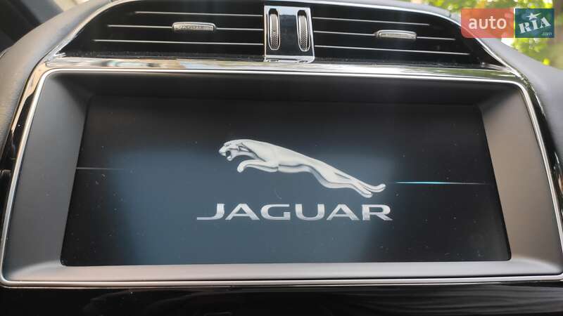 Внедорожник / Кроссовер Jaguar F-Pace 2017 в Киеве