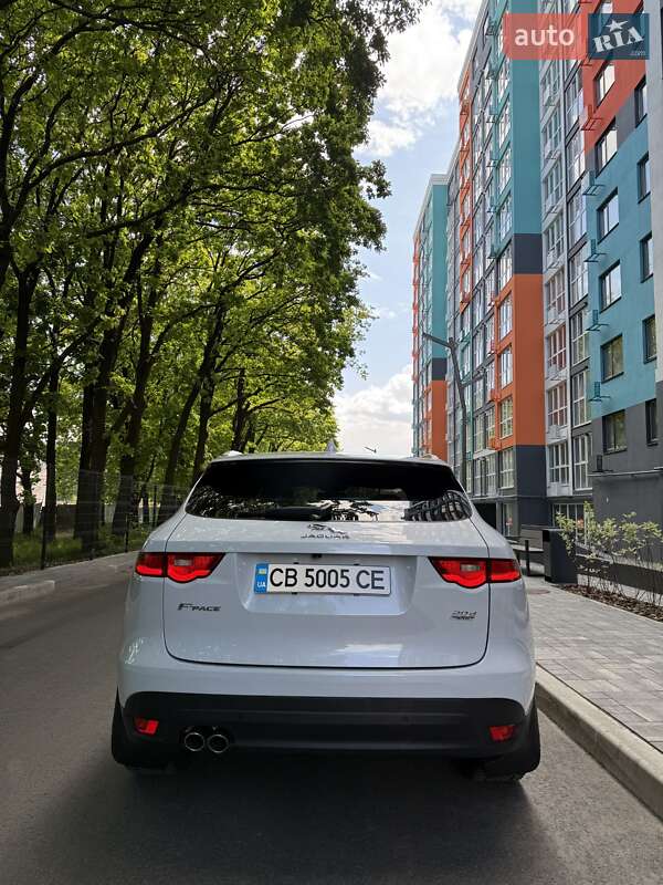 Внедорожник / Кроссовер Jaguar F-Pace 2016 в Чернигове