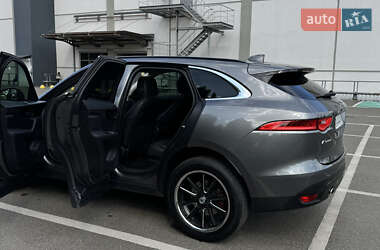 Внедорожник / Кроссовер Jaguar F-Pace 2017 в 