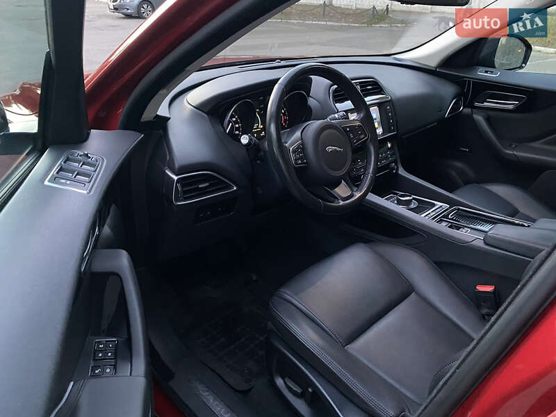 Внедорожник / Кроссовер Jaguar F-Pace 2017 в Харькове фото 8 Внедорожник / Кроссовер Jaguar F-Pace 2017 в Харькове
