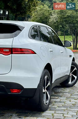 Позашляховик / Кросовер Jaguar F-Pace 2016 в 