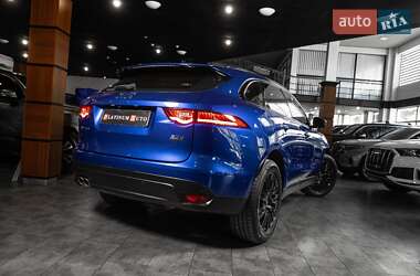 Внедорожник / Кроссовер Jaguar F-Pace 2017 в 