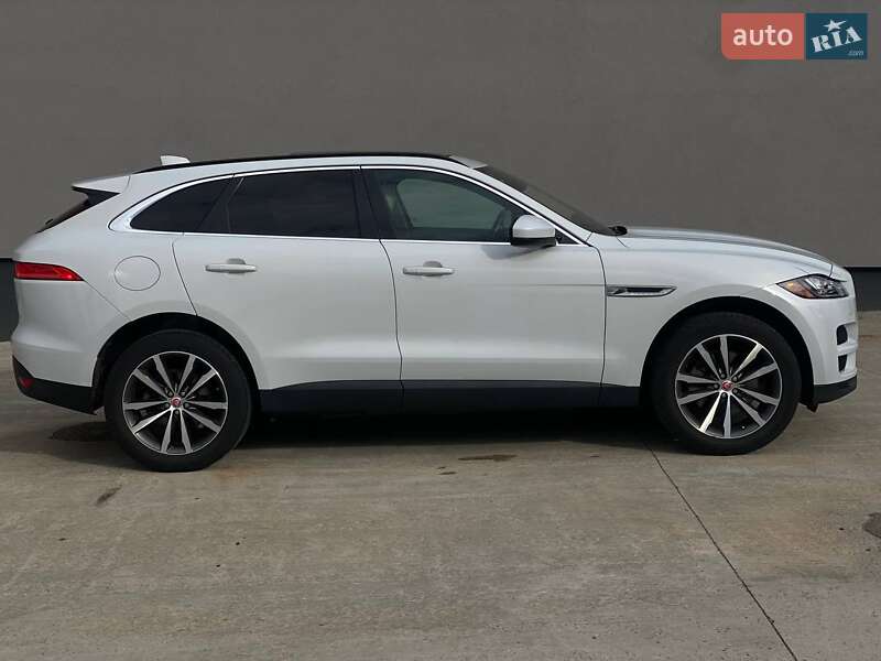 Внедорожник / Кроссовер Jaguar F-Pace 2017 в Киеве