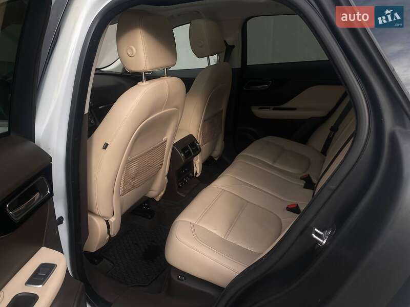 Внедорожник / Кроссовер Jaguar F-Pace 2017 в Киеве