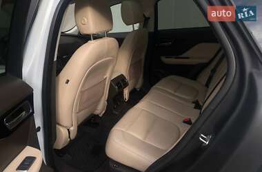 Позашляховик / Кросовер Jaguar F-Pace 2017 в 