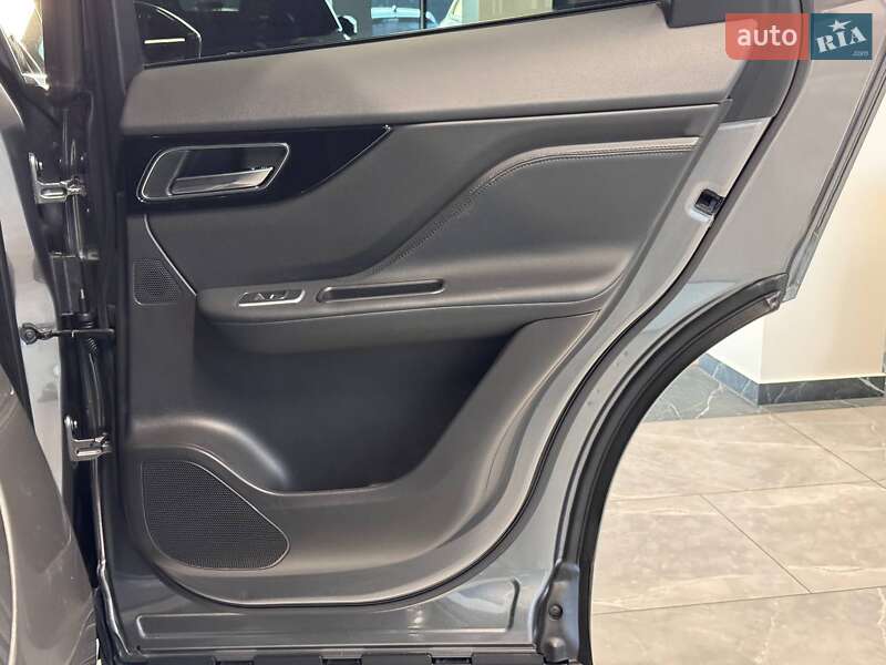 Внедорожник / Кроссовер Jaguar F-Pace 2017 в Львове