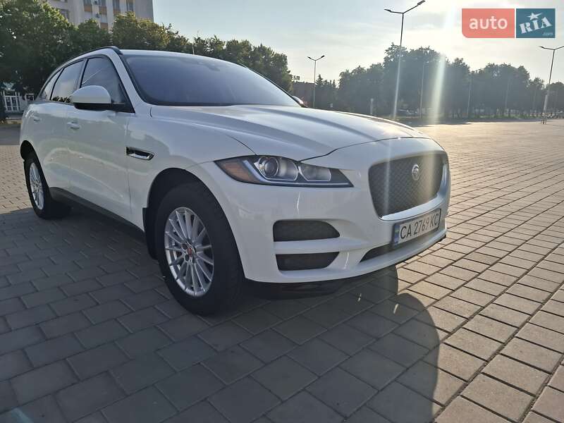 Позашляховик / Кросовер Jaguar F-Pace 2017 в Черкасах