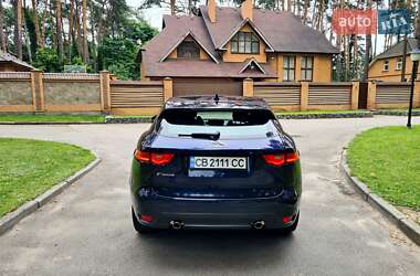 Позашляховик / Кросовер Jaguar F-Pace 2017 в 