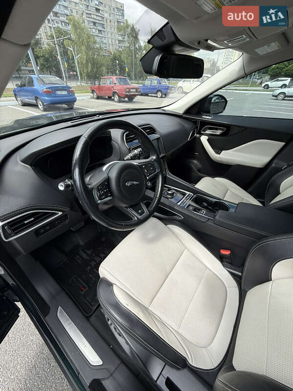 Внедорожник / Кроссовер Jaguar F-Pace 2017 в Харькове