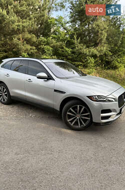 Внедорожник / Кроссовер Jaguar F-Pace 2016 в 