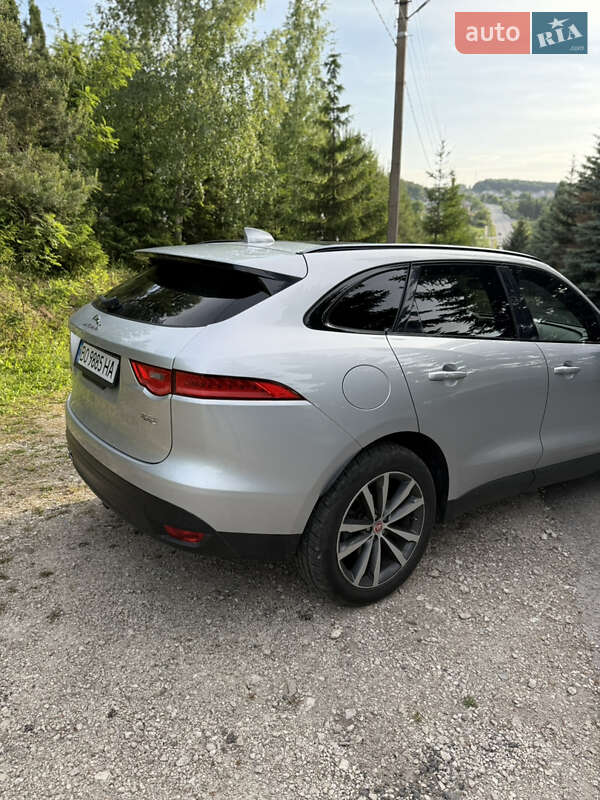Внедорожник / Кроссовер Jaguar F-Pace 2016 в Тернополе
