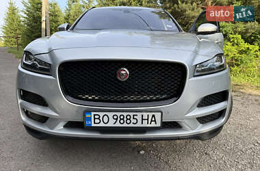 Внедорожник / Кроссовер Jaguar F-Pace 2016 в 