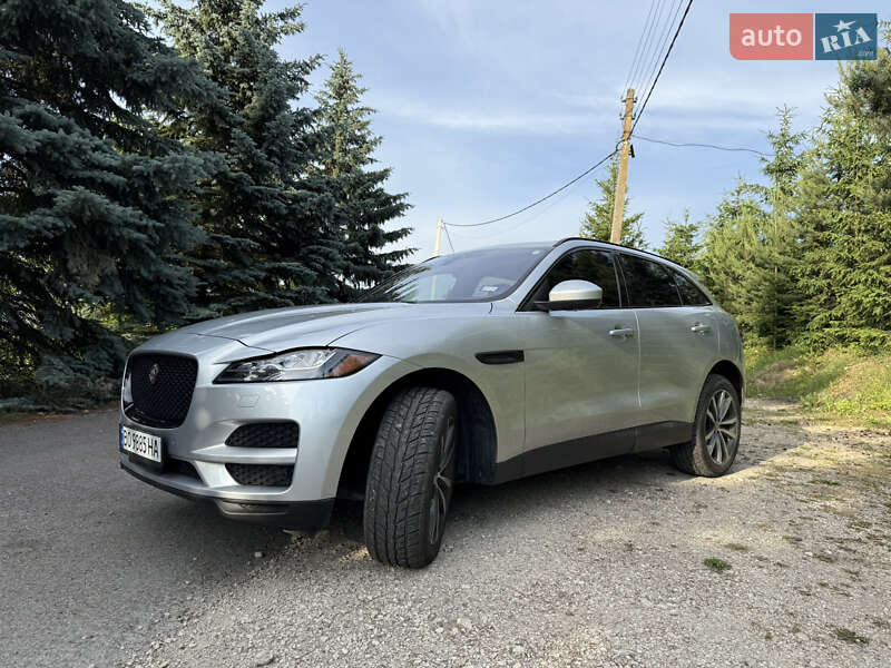 Внедорожник / Кроссовер Jaguar F-Pace 2016 в Тернополе