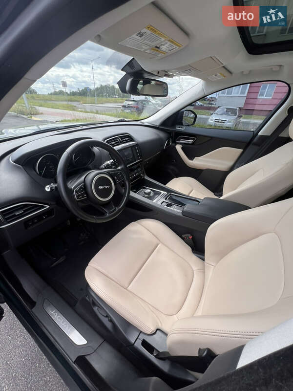 Позашляховик / Кросовер Jaguar F-Pace 2017 в Вінниці