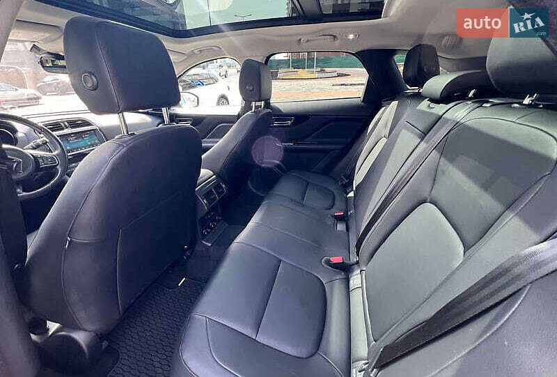 Внедорожник / Кроссовер Jaguar F-Pace 2018 в Киеве